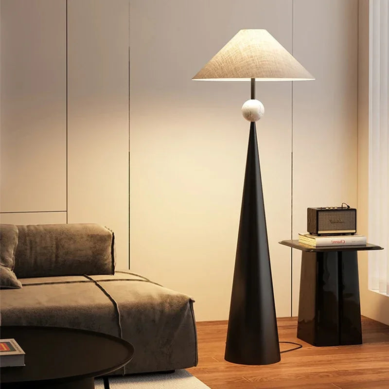 Wabi Sabi White Mushroom Standing Floor Lamps Fabric Floor Reading Lights Foyer Bedroom Designer Sofa Showroom Decorative Lamp