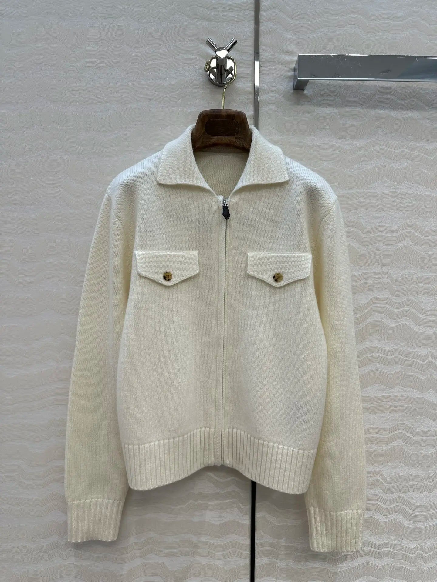 2025 new fashionable versatile lapel zipper knitted cardigan women autumn and winter loose slim sweater jacket tops women