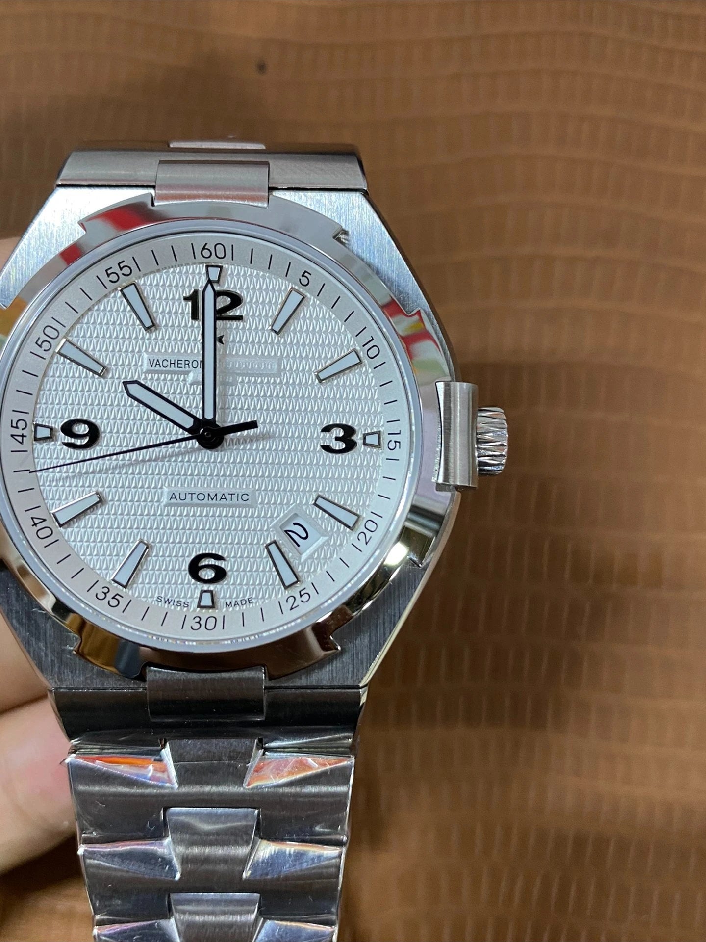 VC Top Brand Reissue Watch with Versatile Case and Moon Phase Design for Men